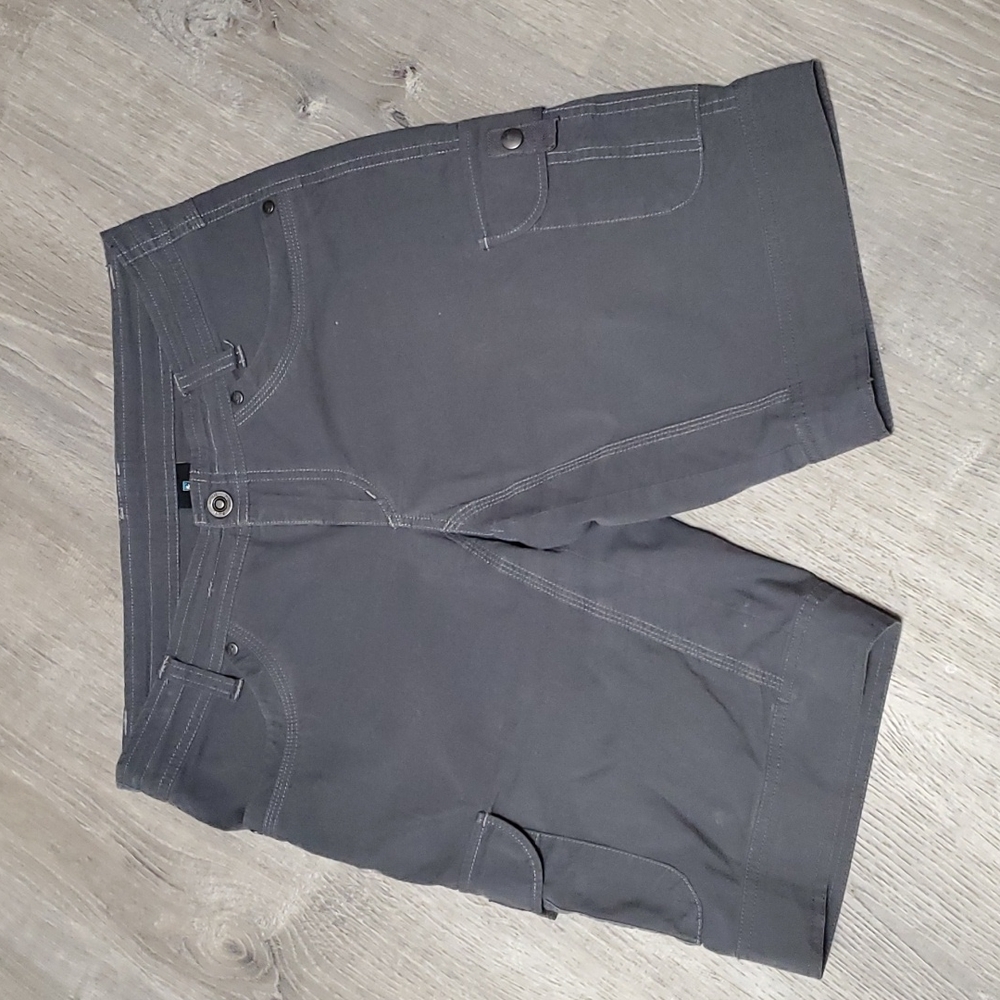 Kuhn gray cotton blend Bermuda women shorts size 6